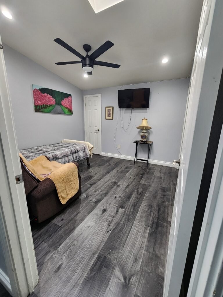 12-Pacifica-Cottage