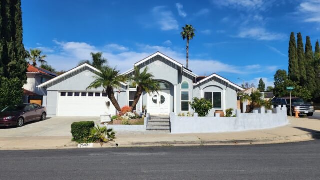 2-Pacifica-Cottage